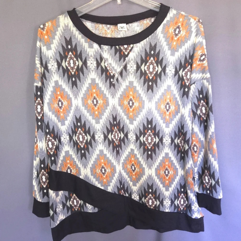 Sew in Love Aztec‎ Sweater Size Medium Oversized Western Lightweight